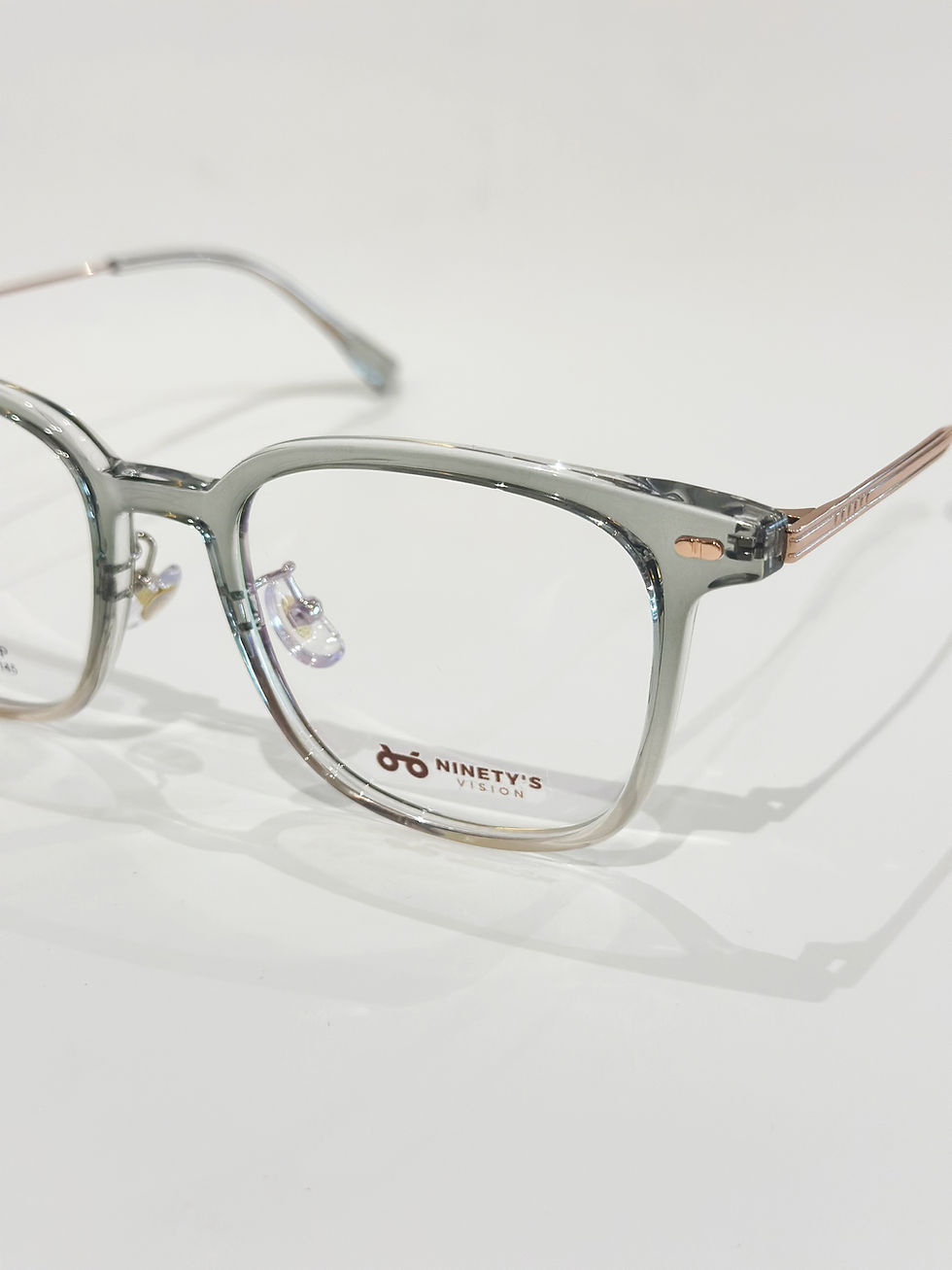 Thumbnail: Transparent Square Glasses