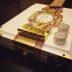 Le Bijou Cigar Box Guitar Gold Bridge