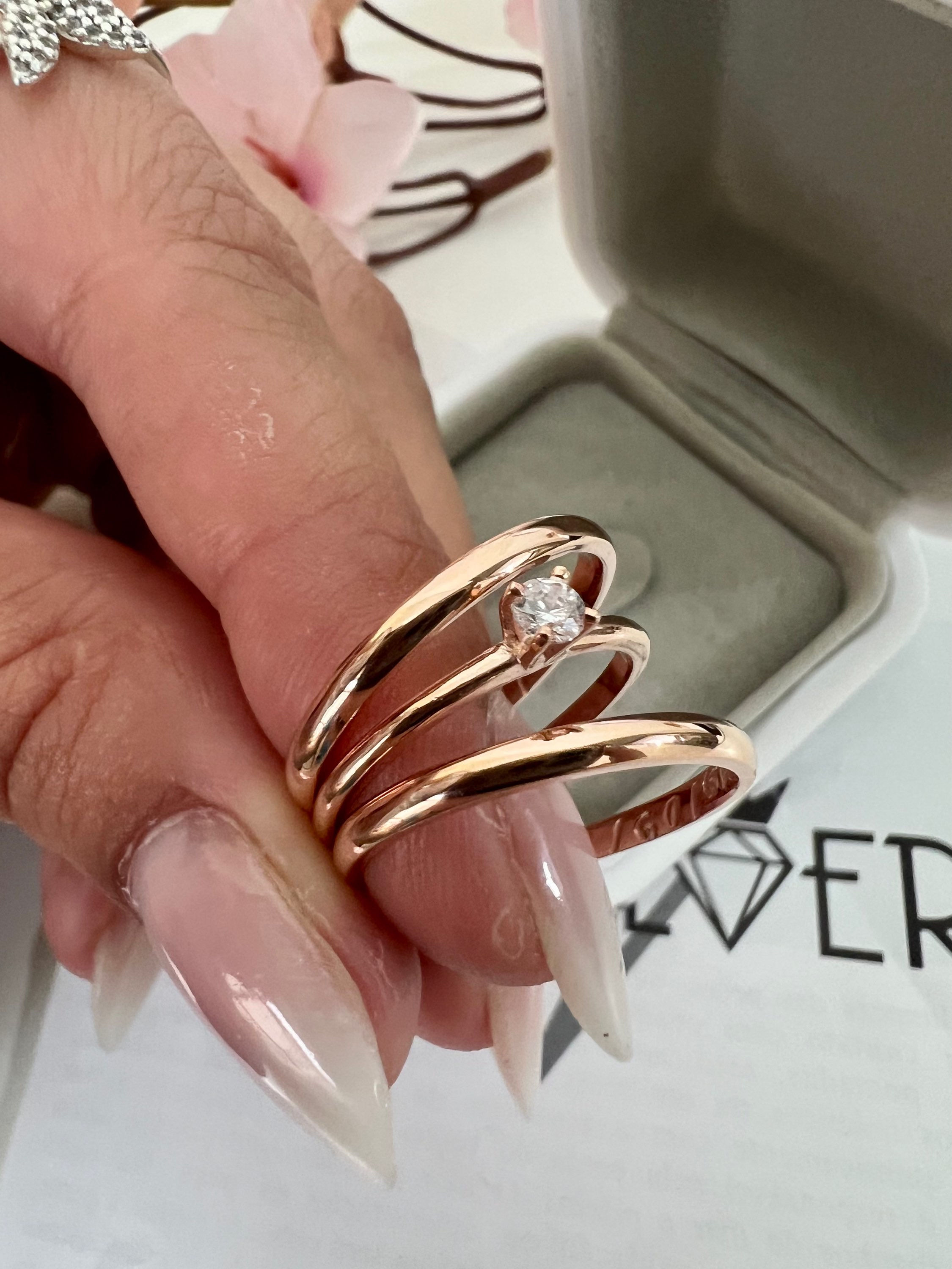 Alianças Omega I ♥ Noivado e Casamento Rose Gold