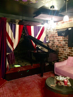 Grand Piano Corner