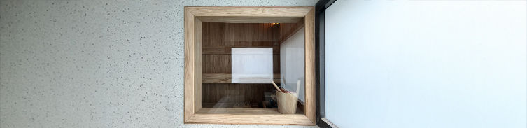 Ventana en sauna seco.