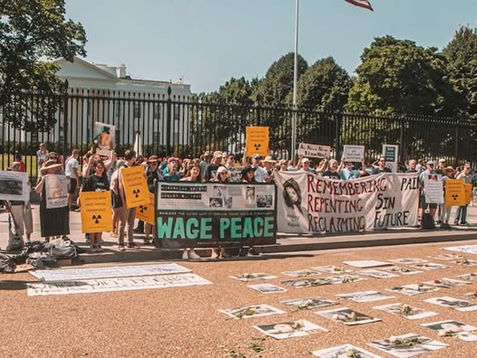 2025 Nagasaki Day Vigil to End the Nuclear Danger in front of the White House