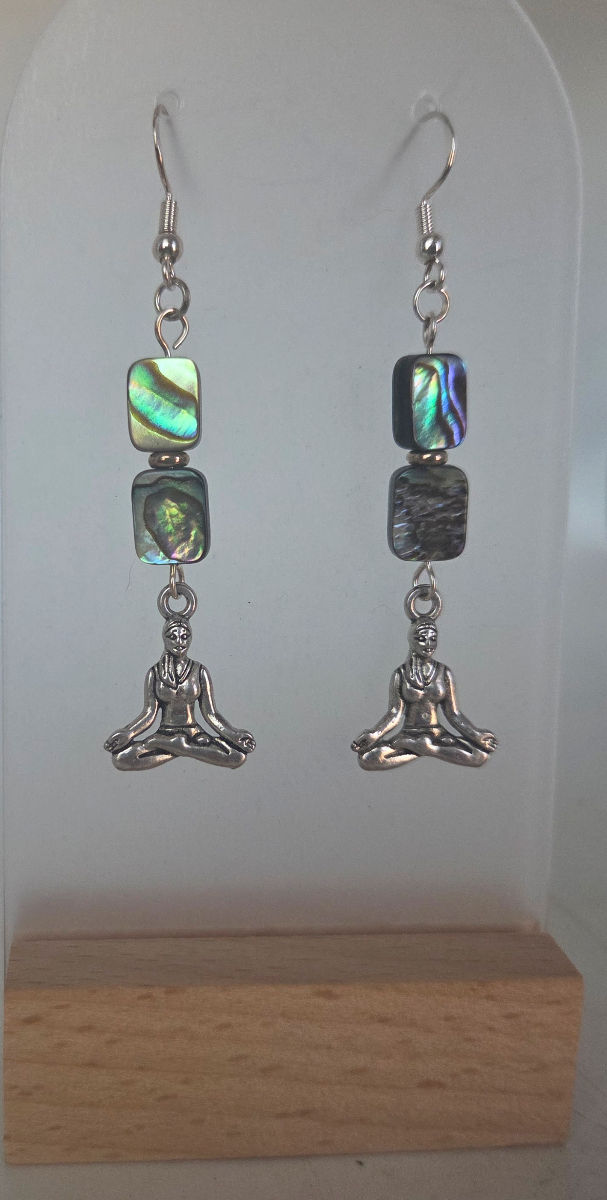 Abalone Sukasana