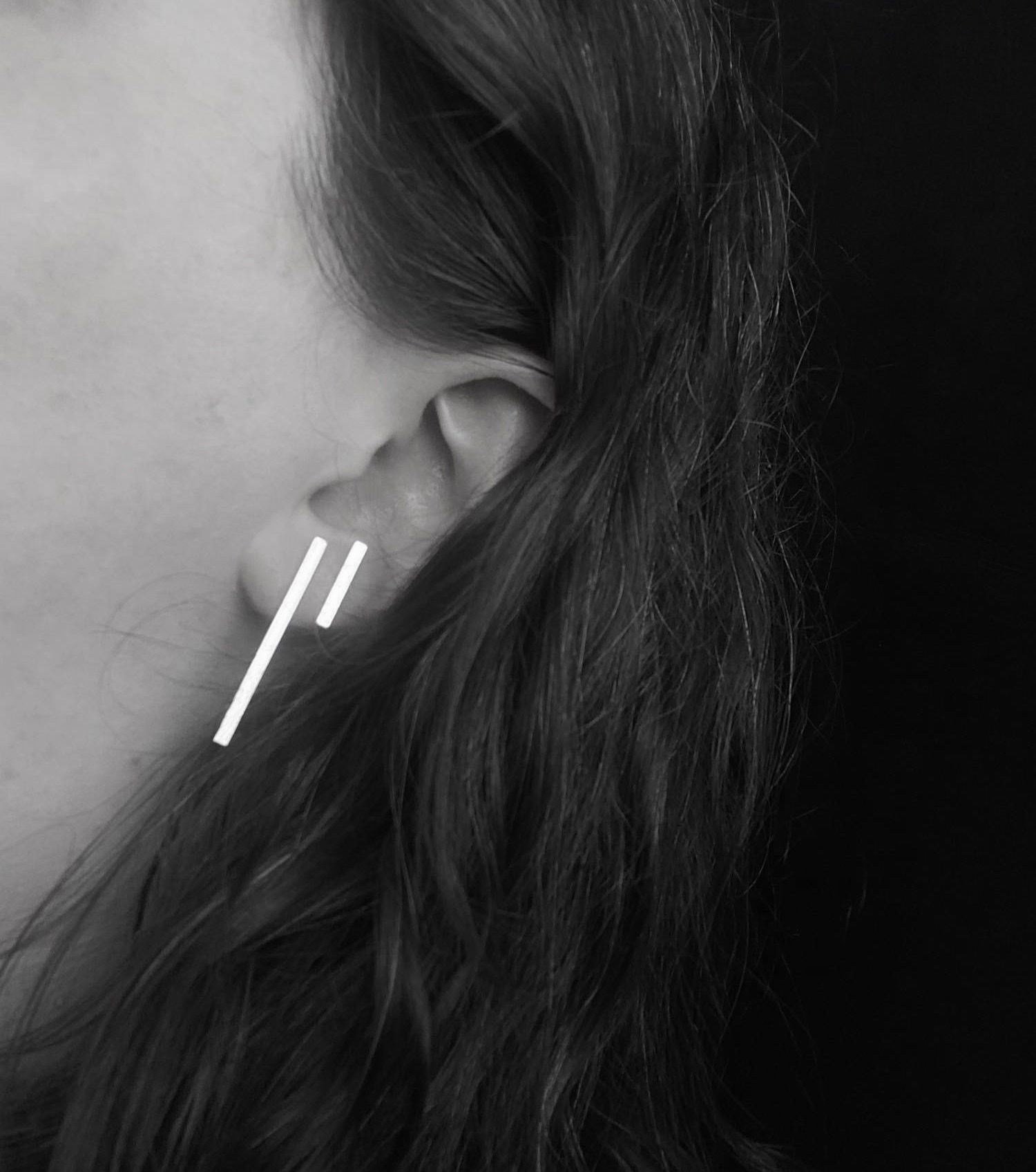 Small Silver square bar studs