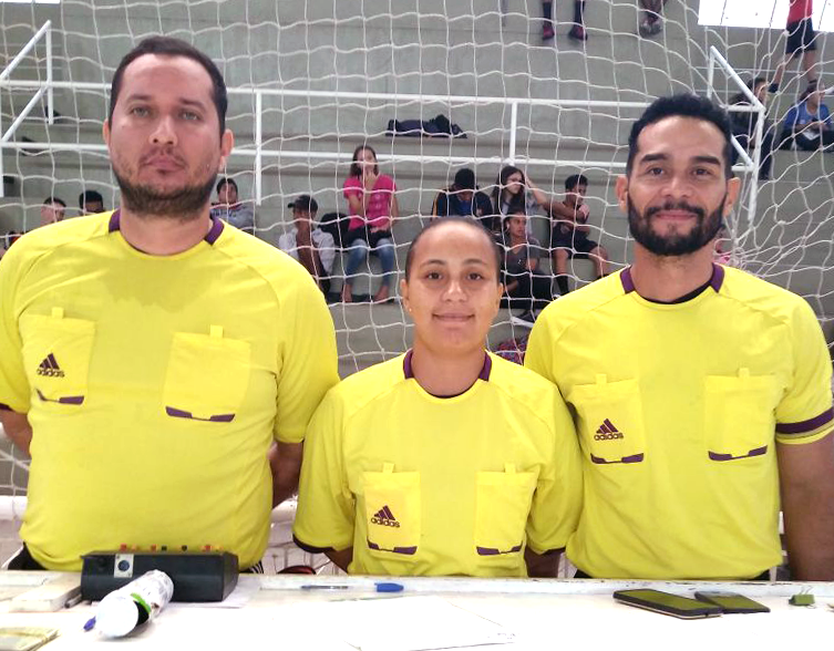 Árbitros do jogo. (foto divulgação LPHb)