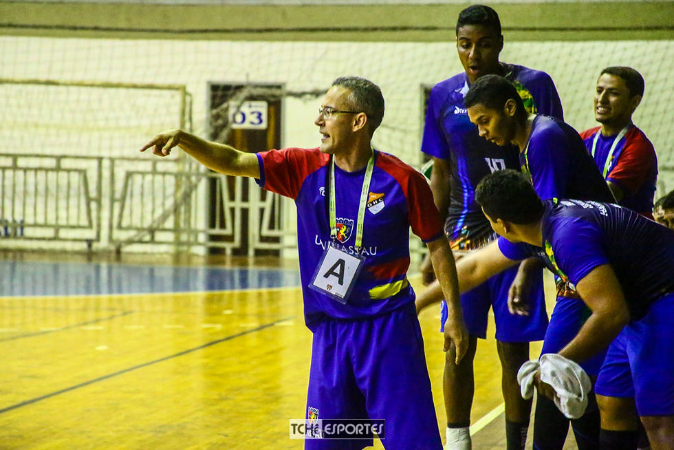 Giuliano Ramos, técnico do GHC (PI). (foto André Pereira / Tchê Esportes)