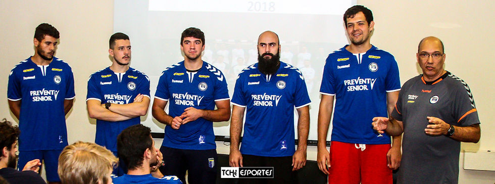 Novos componentes do EC Pinheiros Adulto masculino 2018. (foto André Pereira / Tchê Esportes)