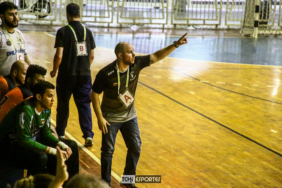 Alberto Gallina, técnico do São Caetano. (foto André Pereira / Tchê Esportes)