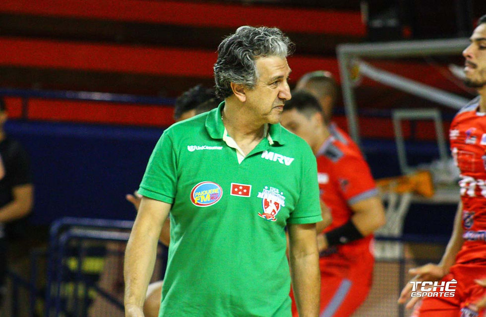 Gian Ramirez, técnico do Londrina-PR. (foto arquivo Tchê Esportes)