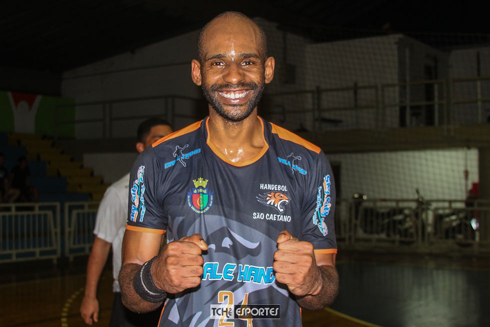 Jean Santos, armador do São Caetano. (foto Andréa Rodrigues / Tchê Esportes)