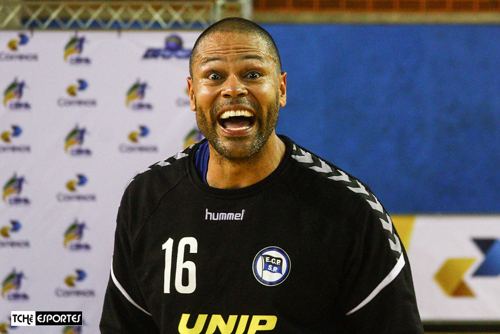 Mais quatro anos? Tá maluco!!!! (foto André Pereira / Tchê Esportes)