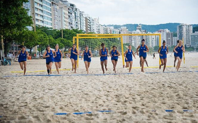 Preparação curta e renovaçÔes são desafios do Beach Hand no Pan