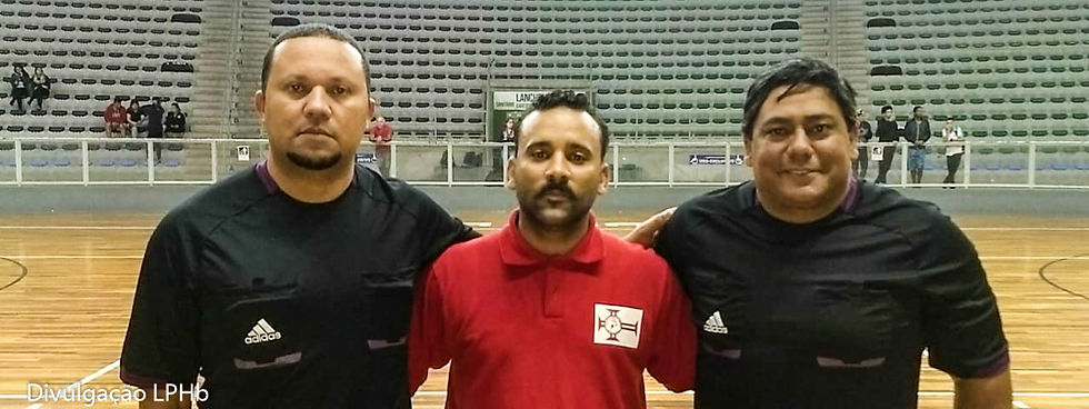 Árbitros do jogo. (foto divulgação LPHb)