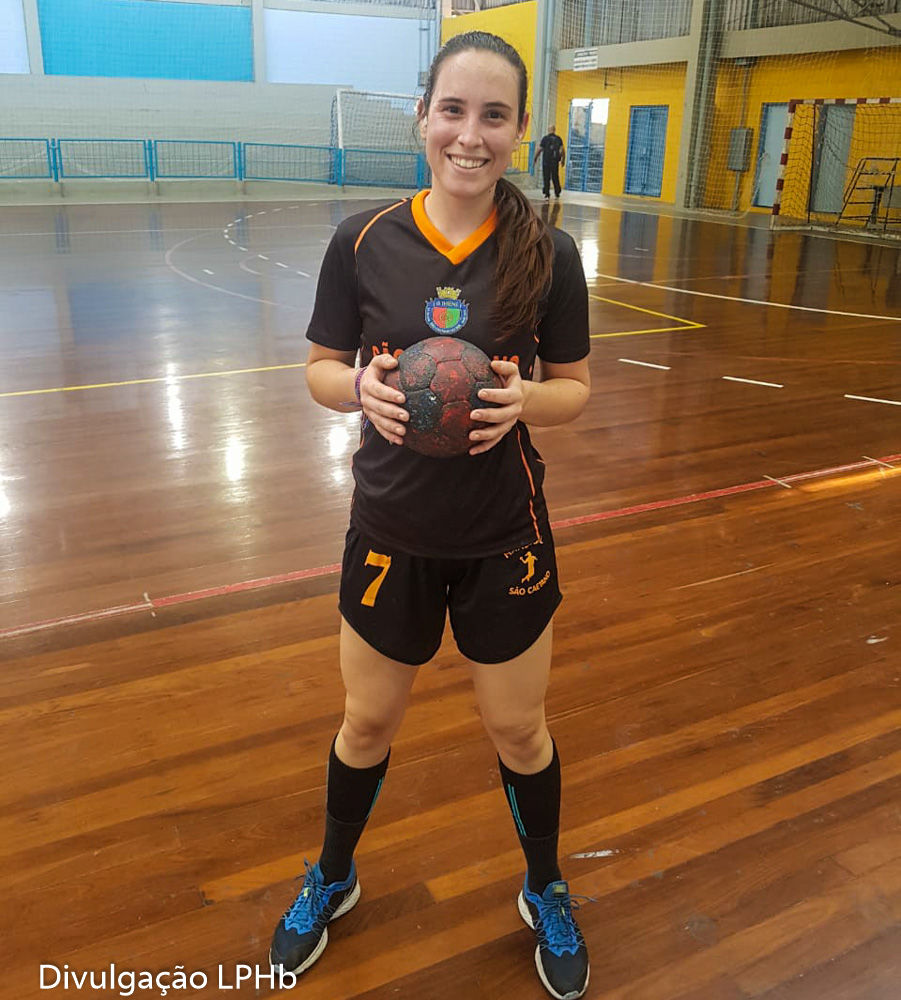 Nadine Silva (Jacareí) artilheira do jogo. (foto divulgação LPHb)