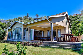 4 Bedroom Seaside Villa - Sheffield Beach - (SB45)