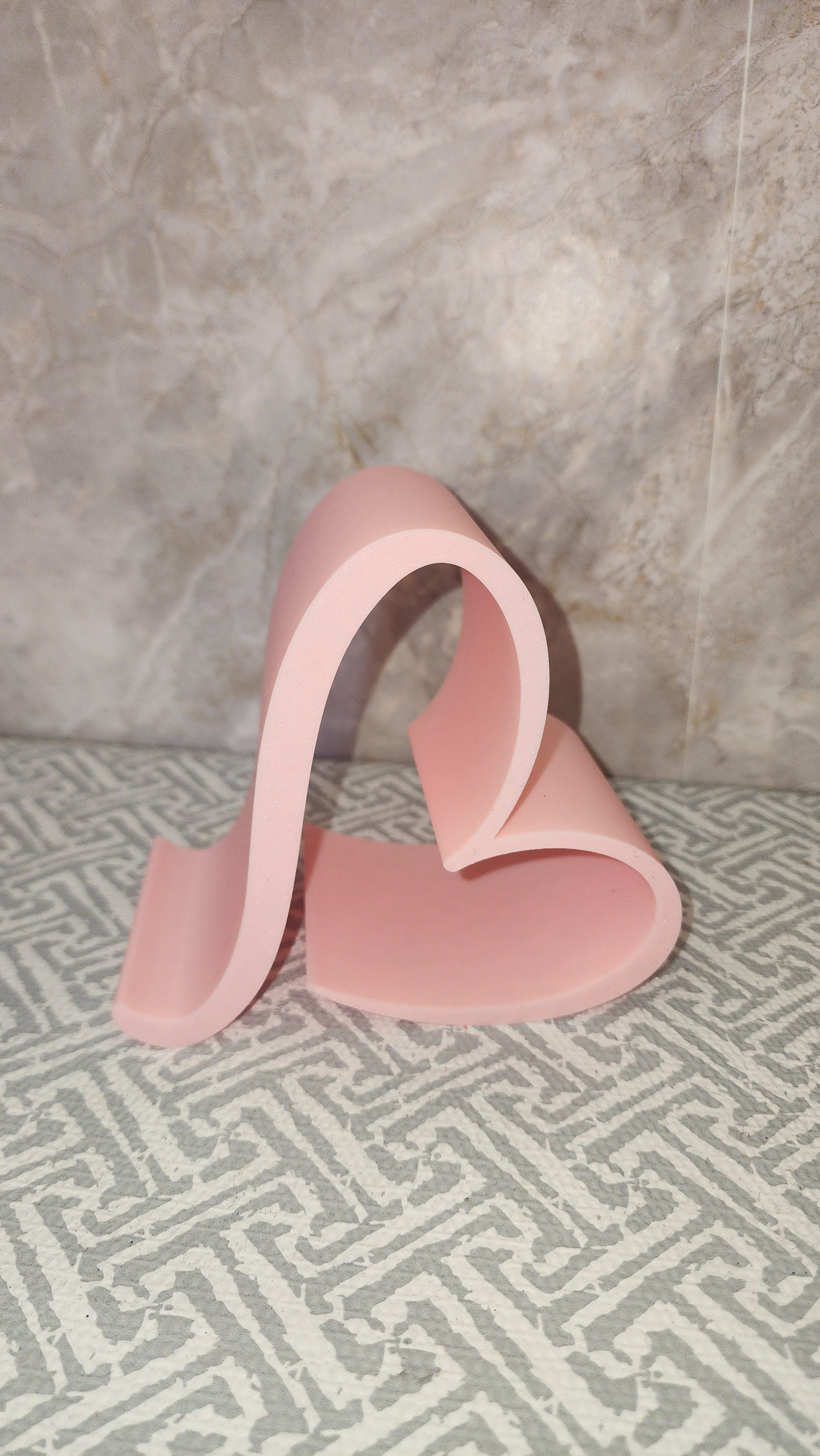 Heart Phone/Tablet Stand 3D