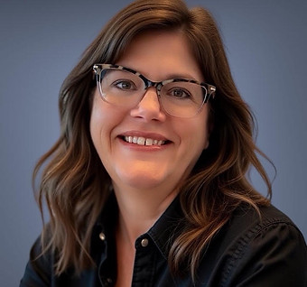Liz Craig Headshot.jpg