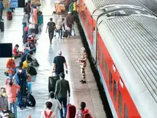 Mumbai train accident Sandhurst Road railway station accident JJ Hospital Mumbai Mumbai local train news Sandhurst Road news Train hits people in Mumbai Mumbai railway tragedy Latest Mumbai news Mumbai accident update Train accident near Sandhurst Road