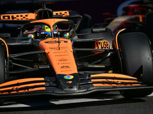 🟠 São as regras papaya: Mclaren voa no Azerbaijão