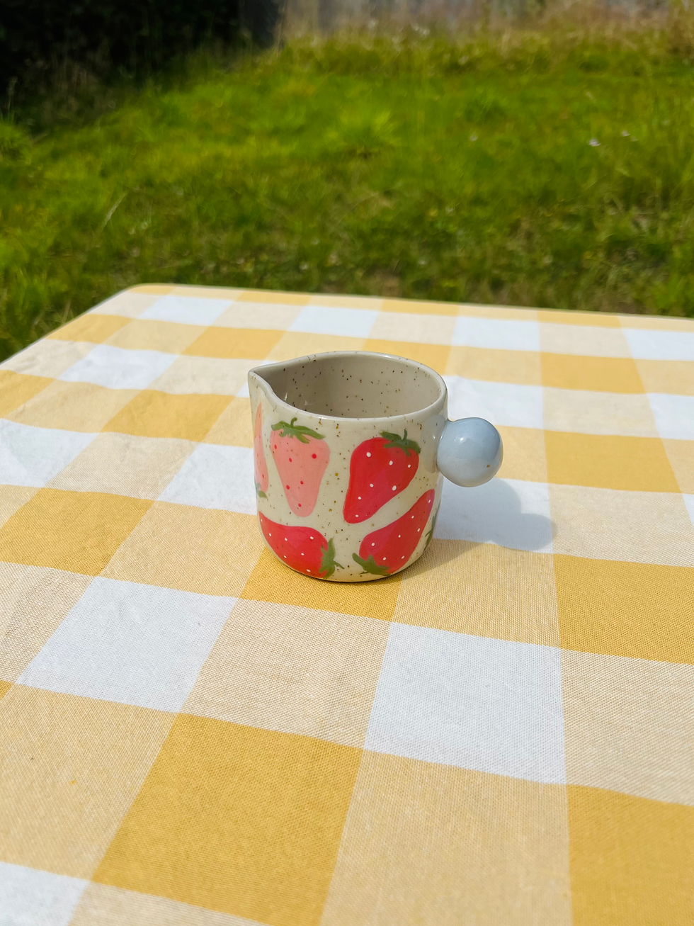 Milchkännchen Erdbeeren