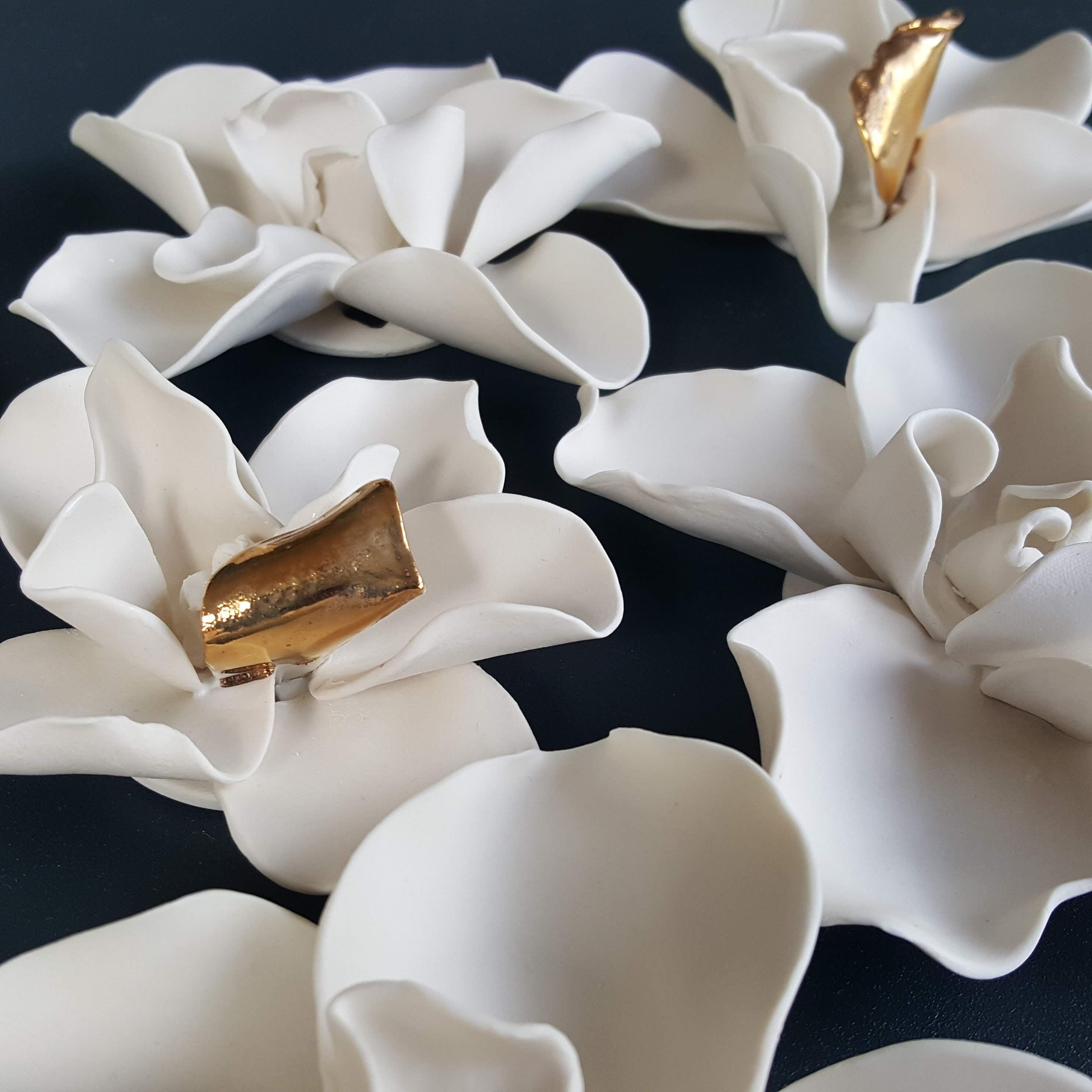 Set of 9 Natural Porcelain Gardenia Blooms