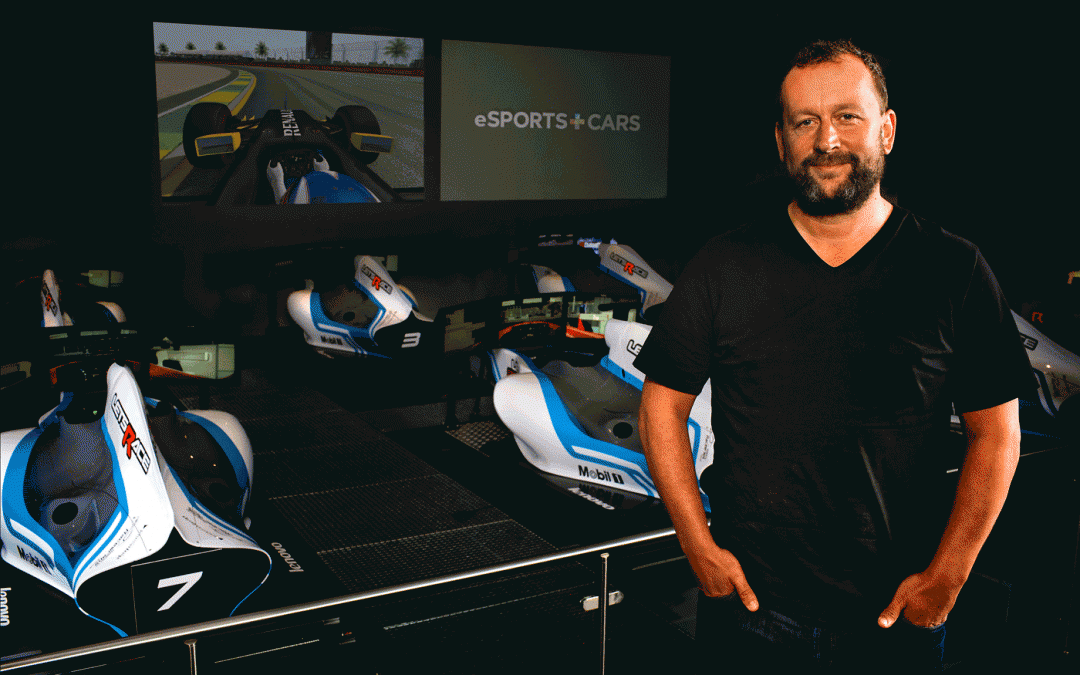 World’s first virtual pro race team launched by Darren Cox