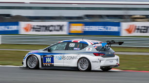24H Series: RS Connect Seat quickest, but JR Motorsport BMW will start from Pole