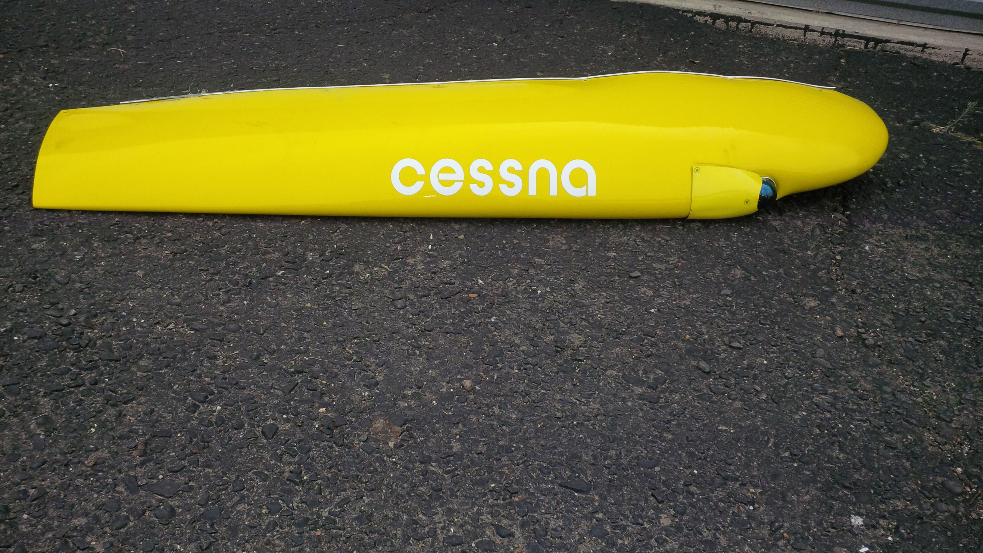 RH Wing Tip, 0523565-30-791