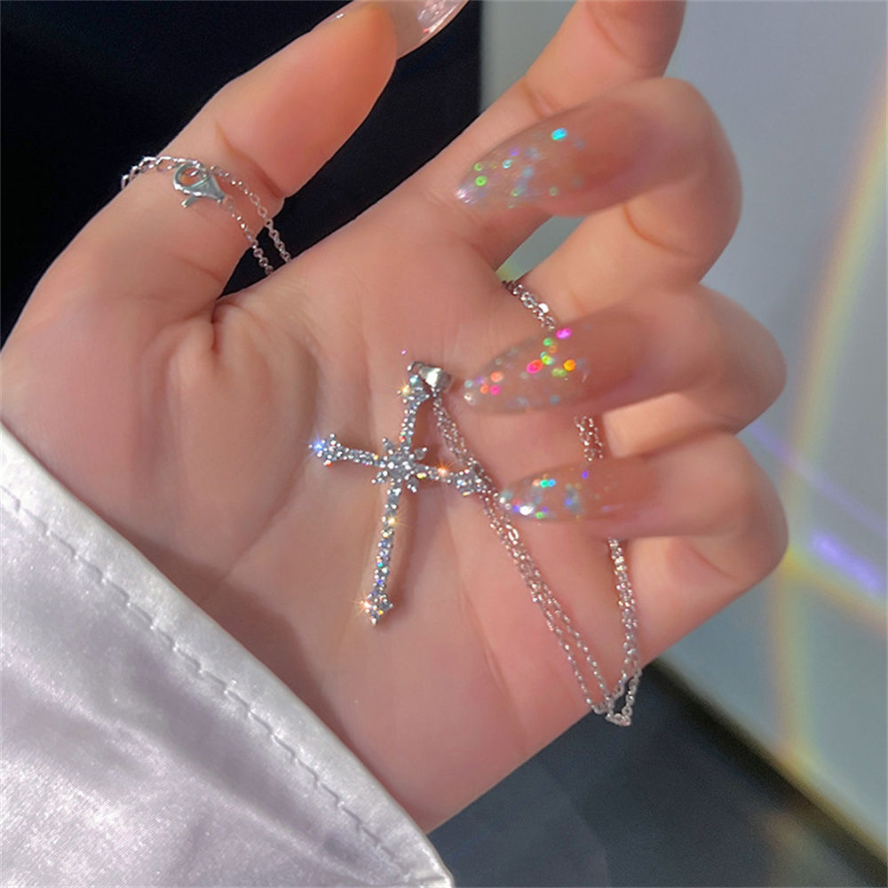 Elegant Cross Pendant Necklace Cross