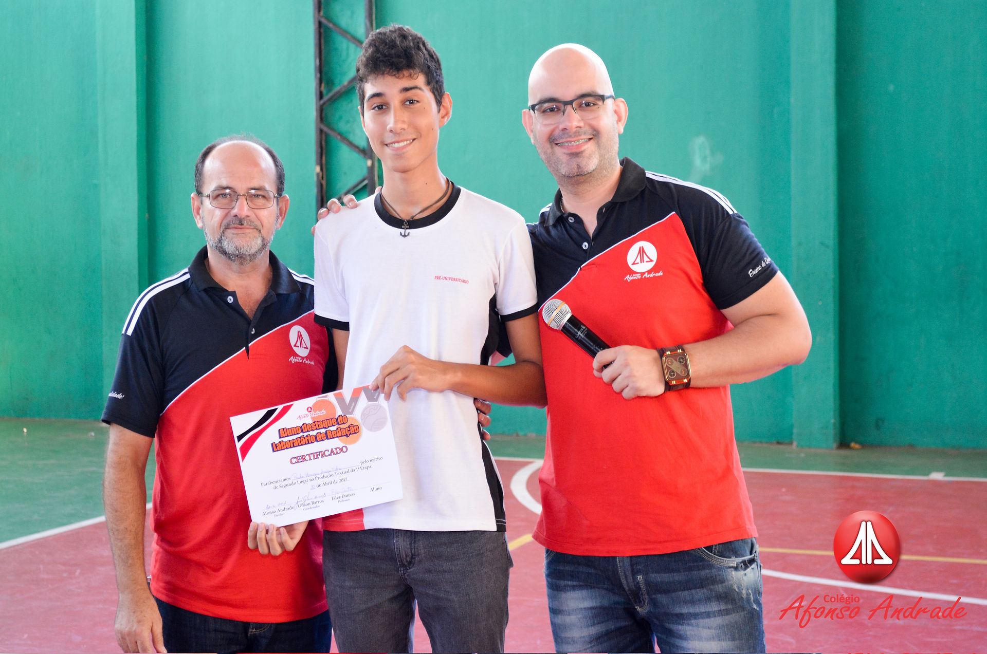 LAB .RED ENTREGA CERTIFICADO E MEDALHA 47