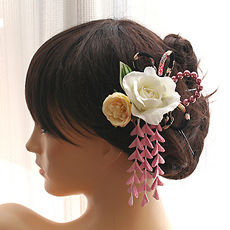 サムネイル： 髪飾り（ヘッドドレス）赤椿とバラとちりめん下がりの2つセット