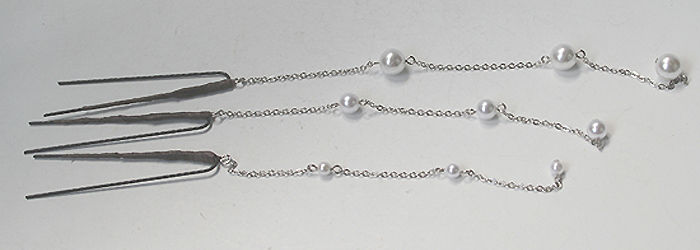 サムネイル： バラと桜の上品な髪飾り（Uピン）