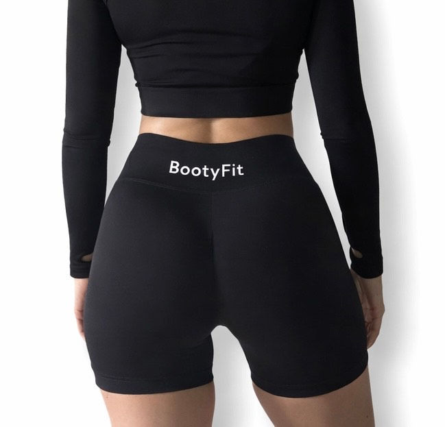 High Waisted - Black 🖤 