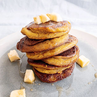 Banana & pumpkin cinnamon pancakes