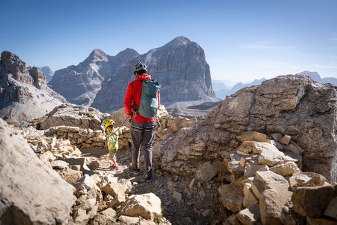 Felskurs für Familien - Klettersteige und Sportklettern mit Kindern lernen