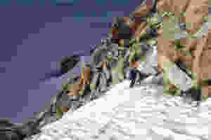 Aiguille du Midi Cosmique Grat Mont Blanc Chamonix