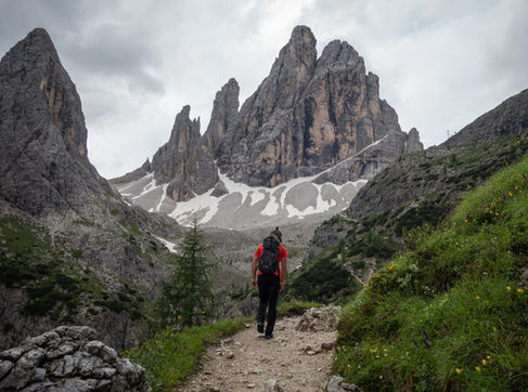 Sextner Sonnenuhr mit Bergführer