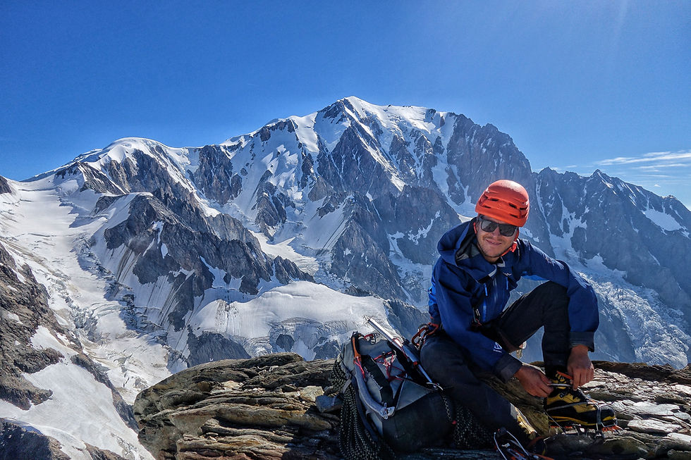 Mont Blanc Royal Traverse Hochtour Chamonix Aiguille du Bionnissay Domes du Miage