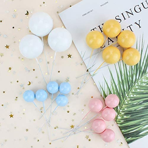 Thumbnail: Faux Balls Cake Topper