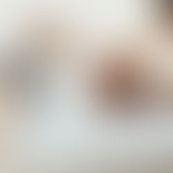 Personne qui passe un test écrit.