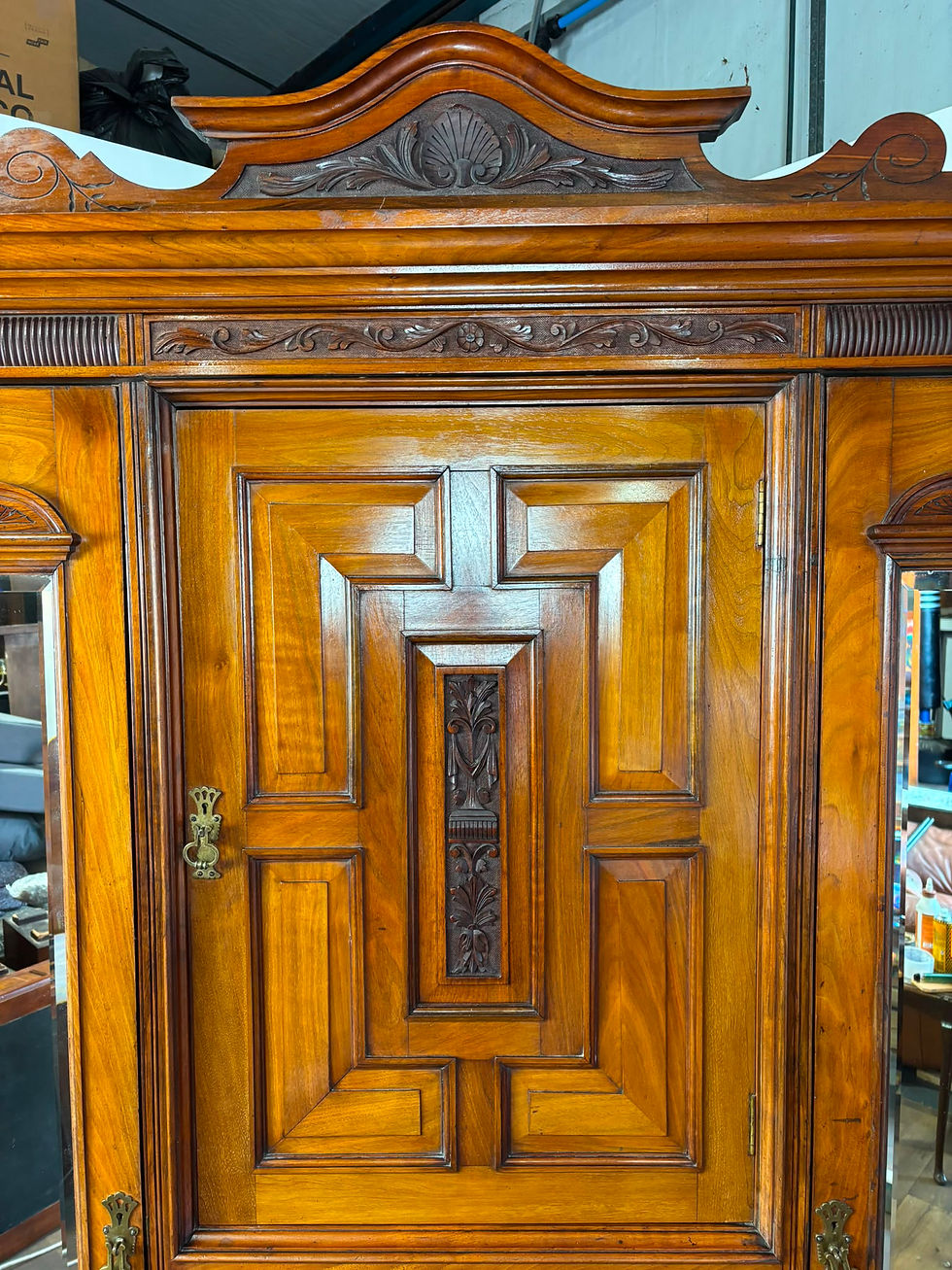 Thumbnail: Edwardian Mahogany Compactum Wardrobe