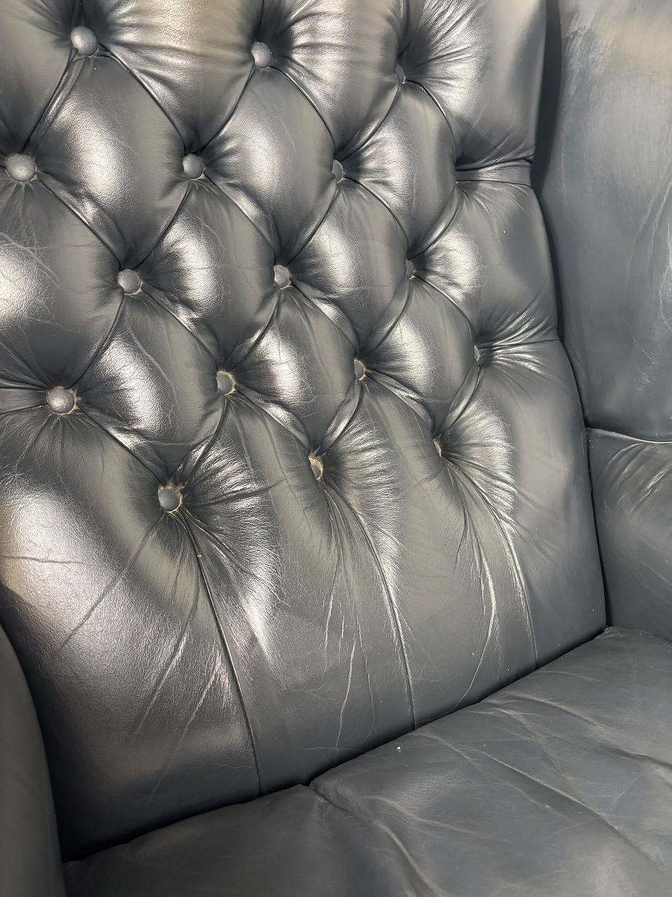 Thumbnail: Blue Leather Button Back Chesterfield Arm Chair