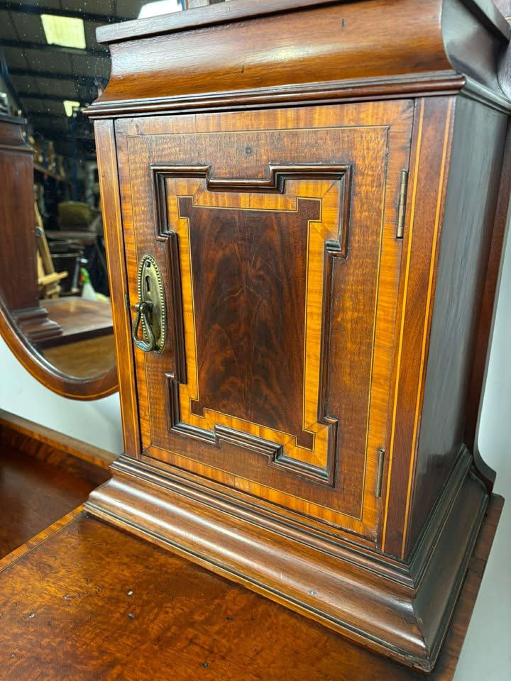 Thumbnail: Edwardian Inlaid Mahogany Dressing table