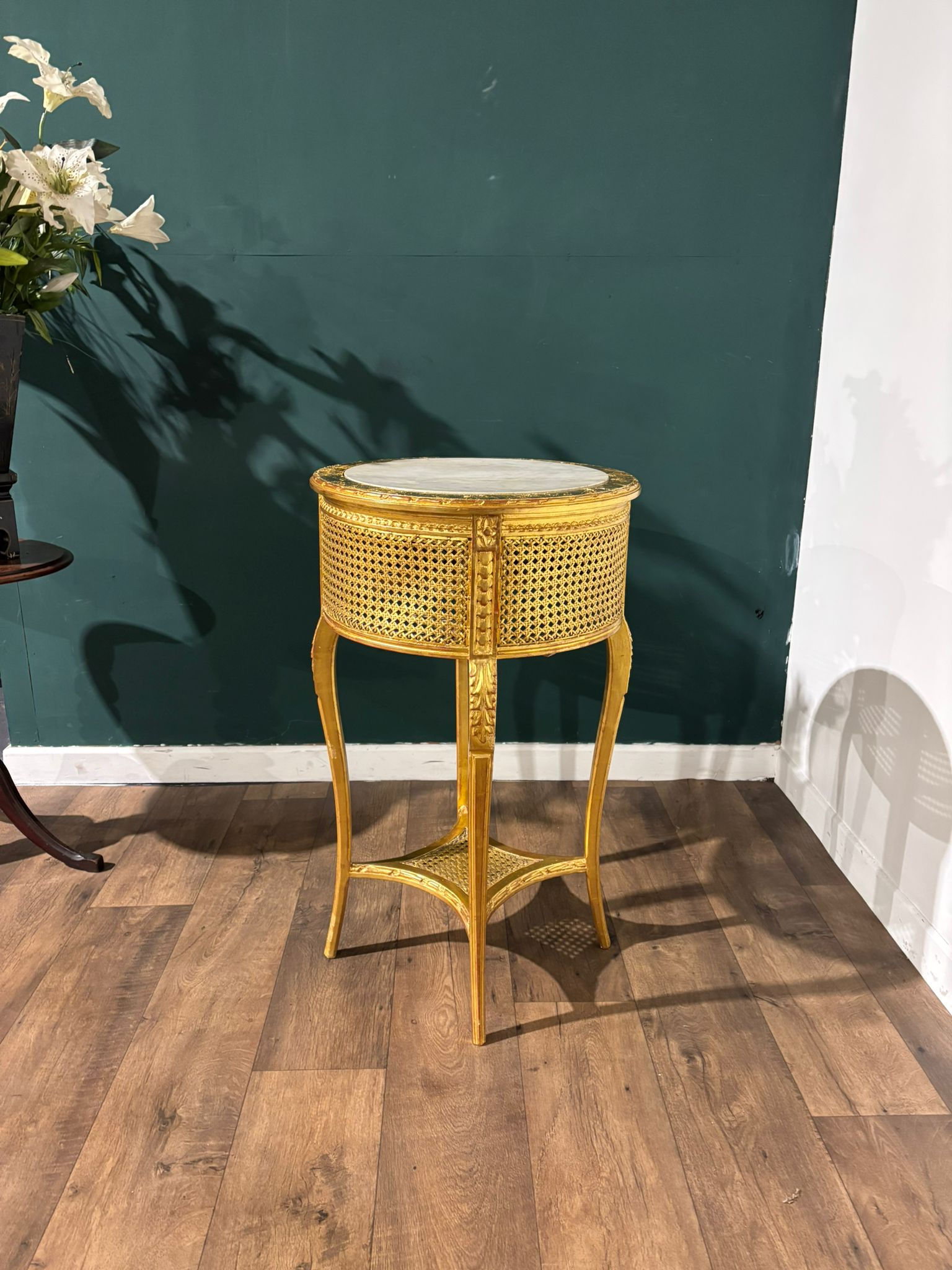 Ornate Gilt Jardeniere Stand