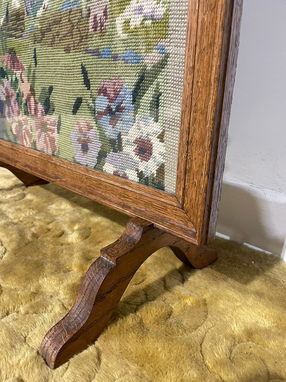 Thumbnail: Oak Framed Tapestry Fire Screen