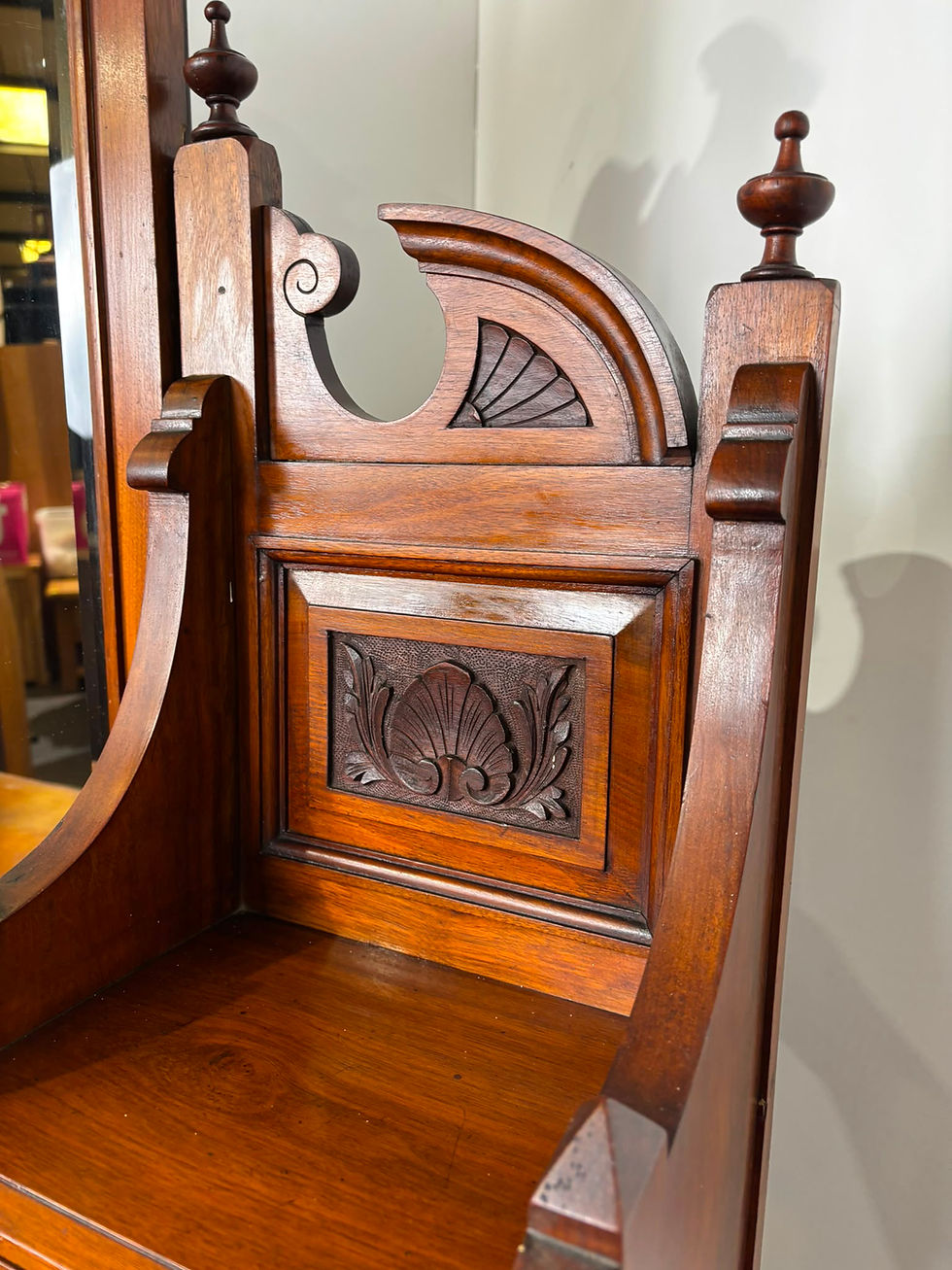 Thumbnail: Edwardian Mahogany Twin Pedestal Dressing Table