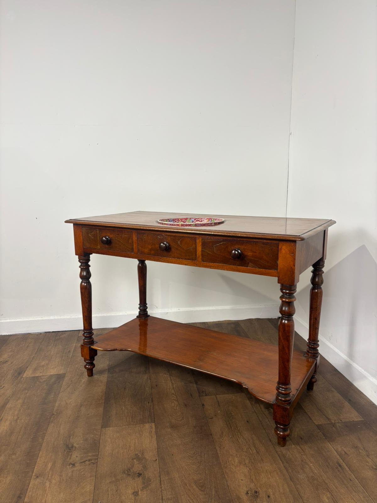 Victorian Mahogany Washstand