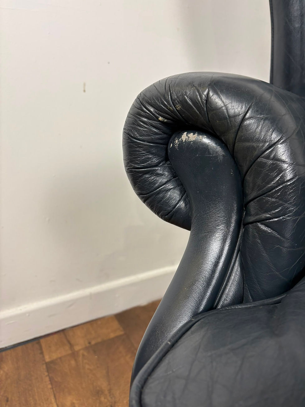 Thumbnail: Blue Leather Button Back Chesterfield Arm Chair