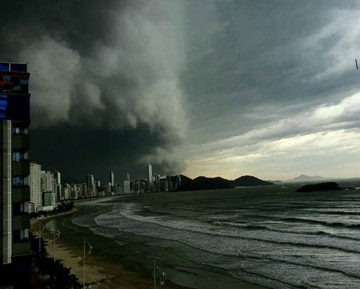 Grande volume de chuvas em Santa Catarina