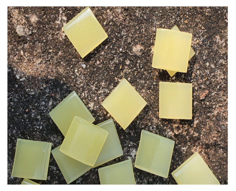 Thumbnail: Hot melt glue adhesive gum granules